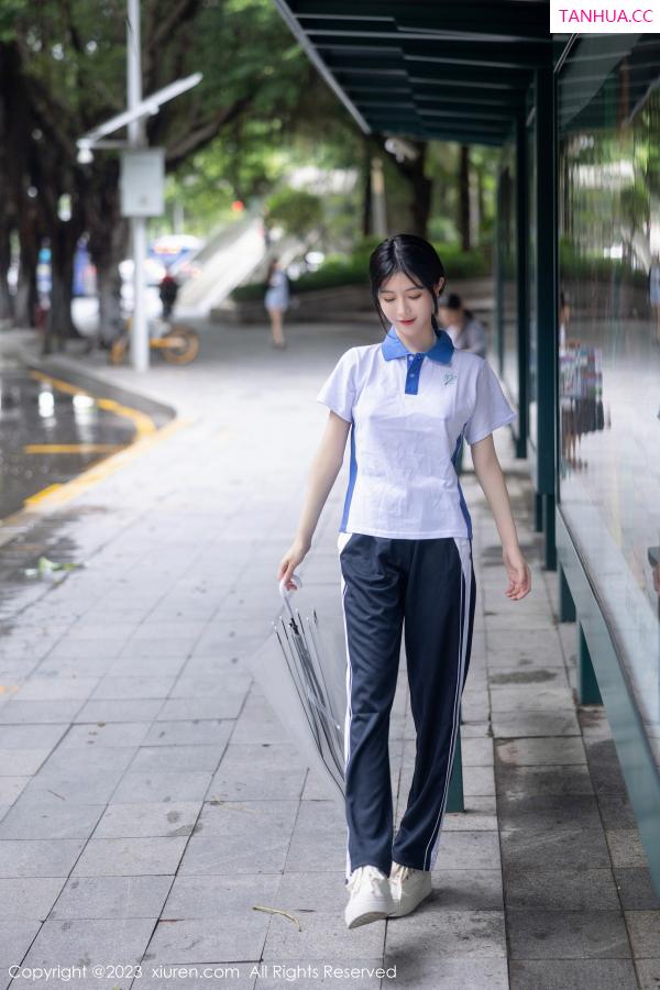   [XiuRen]高清写真图 2023.07.14 No.7085 幼幼 学生美腿第3张图片